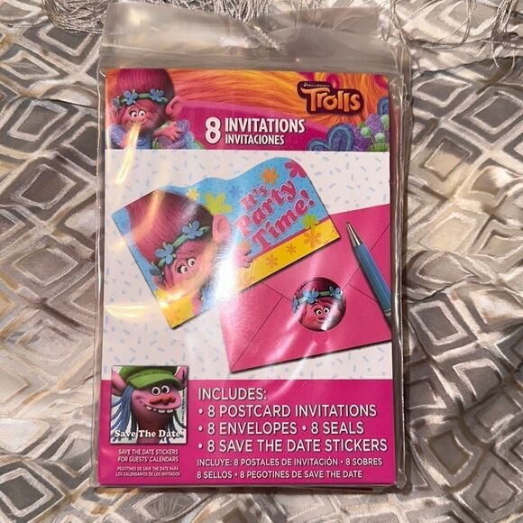 Trolls Pack of 8 Party Invitations with Envelopes - Picture 2 of 5